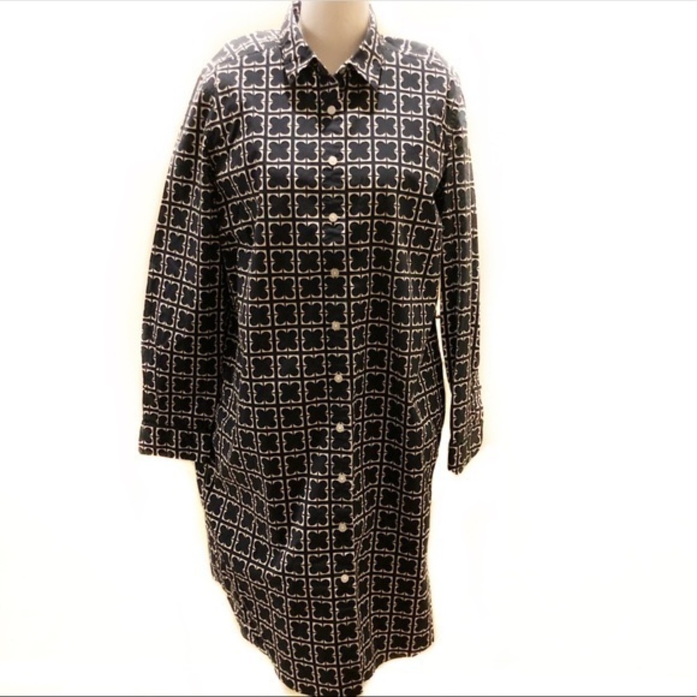 🎉HP🎉Liz Claiborne clover button dress